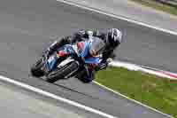cadwell-no-limits-trackday;cadwell-park;cadwell-park-photographs;cadwell-trackday-photographs;enduro-digital-images;event-digital-images;eventdigitalimages;navarra;no-limits-trackdays;peter-wileman-photography;racing-digital-images;trackday-digital-images;trackday-photos